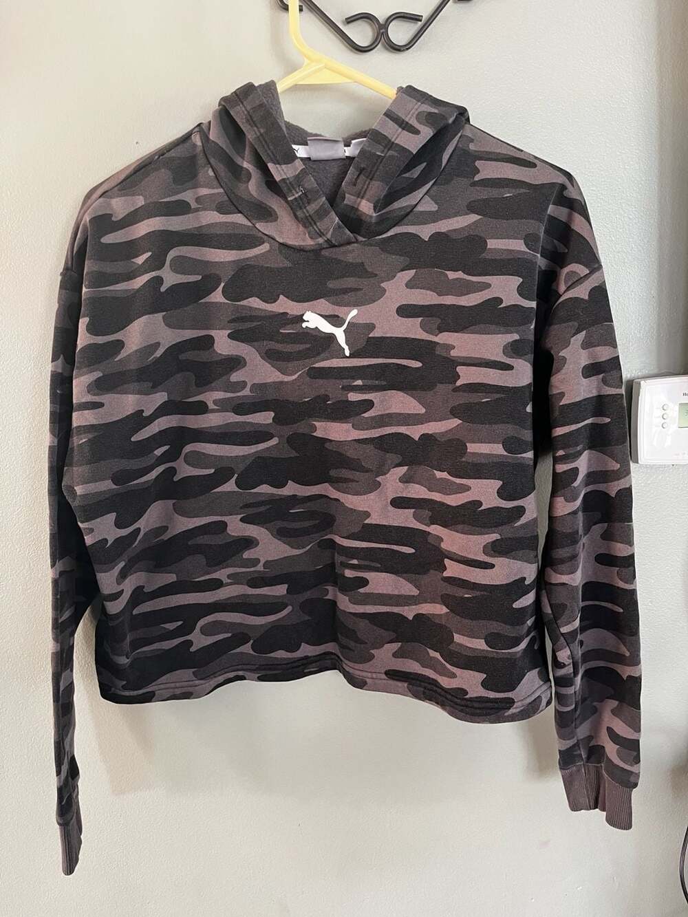Puma Essentials Cropped Camo Fleece Hoodie Charcoal Grey Camouflage Women's Size